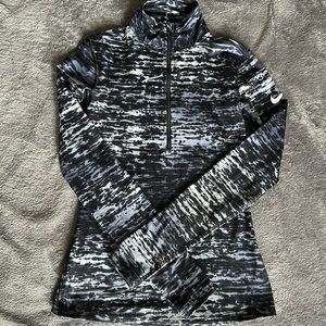 Nike Women’s XS DRI-FIT Half Zip